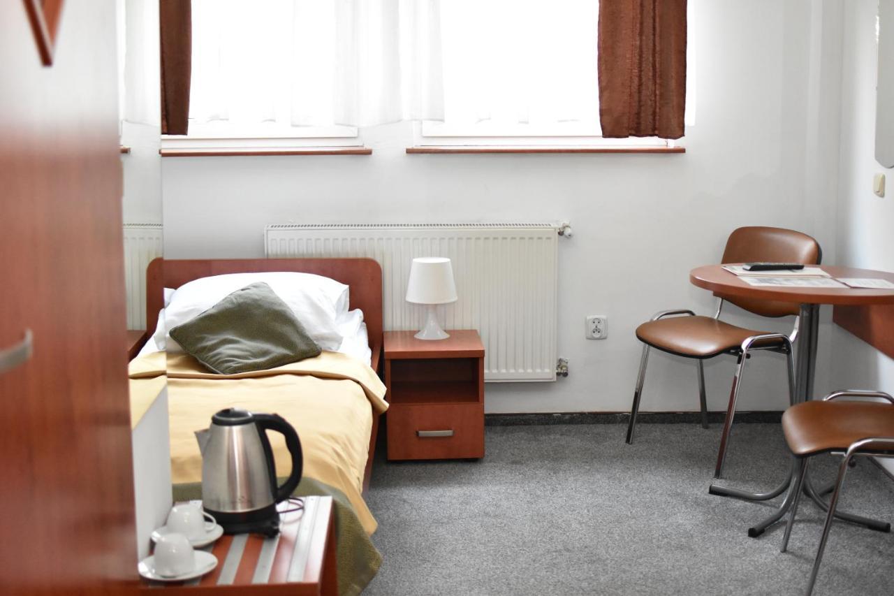 Hotel Dabrowiak Dąbrowa Górnicza Eksteriør bilde